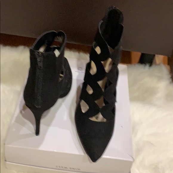 Nine West Strappy Heels “FESTIVE” - Picture 6 of 8